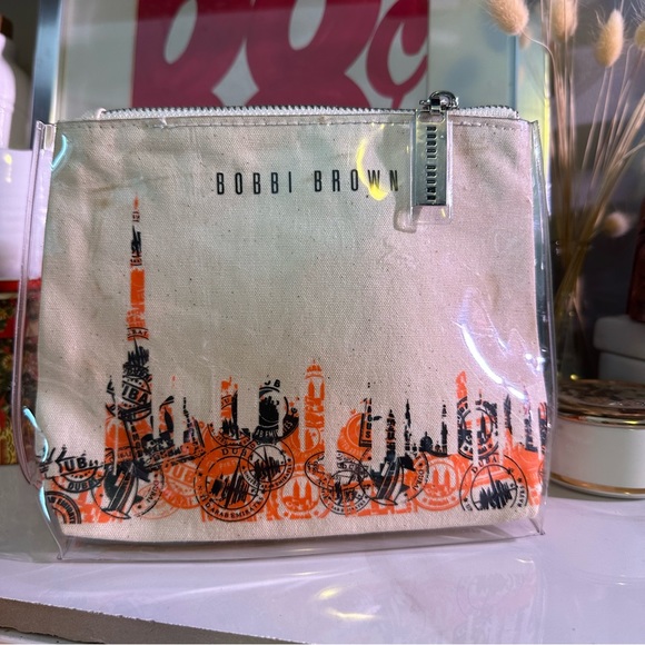 🌻5/$30🌻 Bobbi Brown Makeup Bag Exclusive to Dubai - Picture 2 of 5